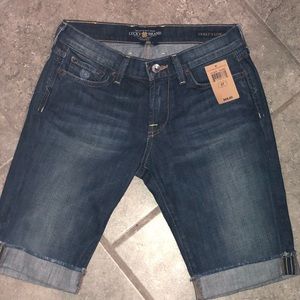 Closet clean out 🥳